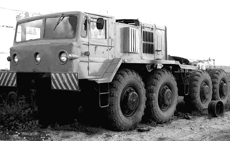 МАЗ-537